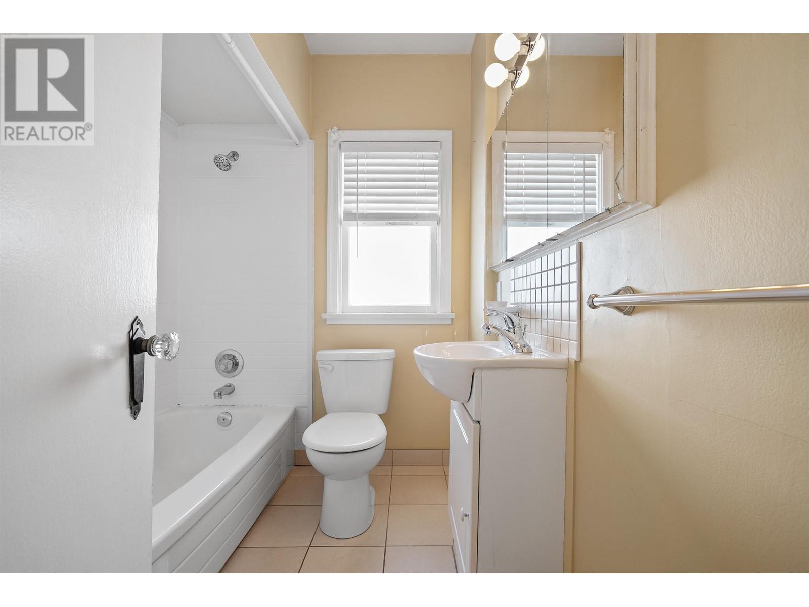 1428 20th Street, West Vancouver, British Columbia  V7V 3Z7 - Photo 9 - R2968311