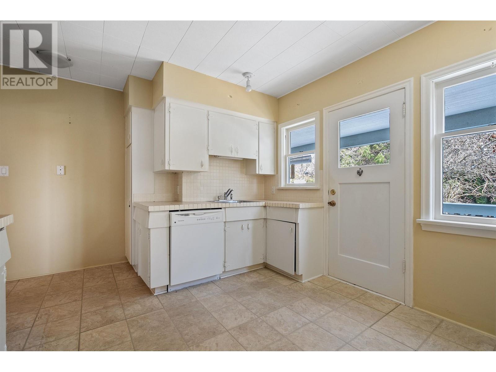 1428 20th Street, West Vancouver, British Columbia  V7V 3Z7 - Photo 6 - R2968311