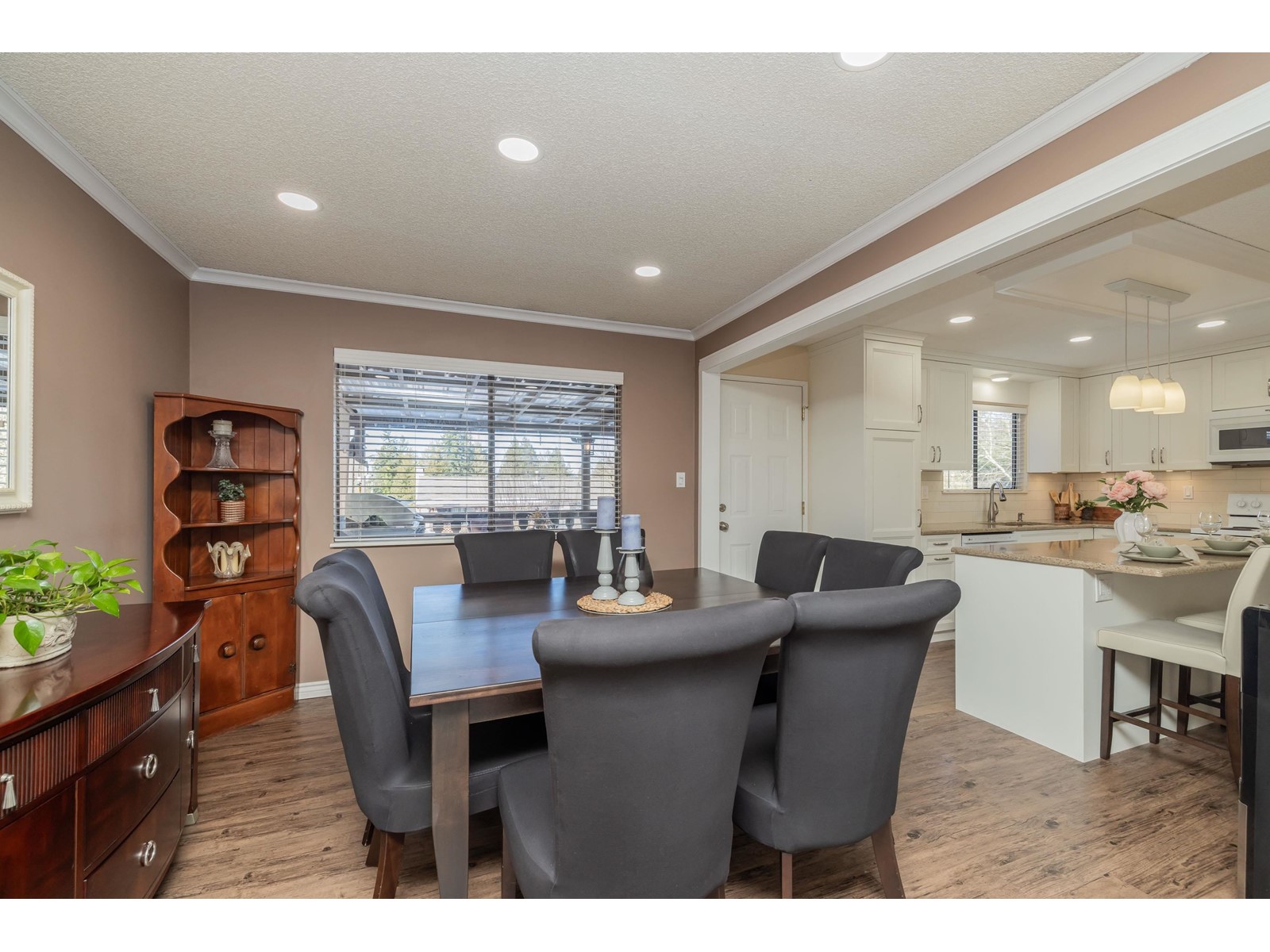 20241 47a Avenue, Langley, British Columbia  V3A 5K9 - Photo 7 - R2978621