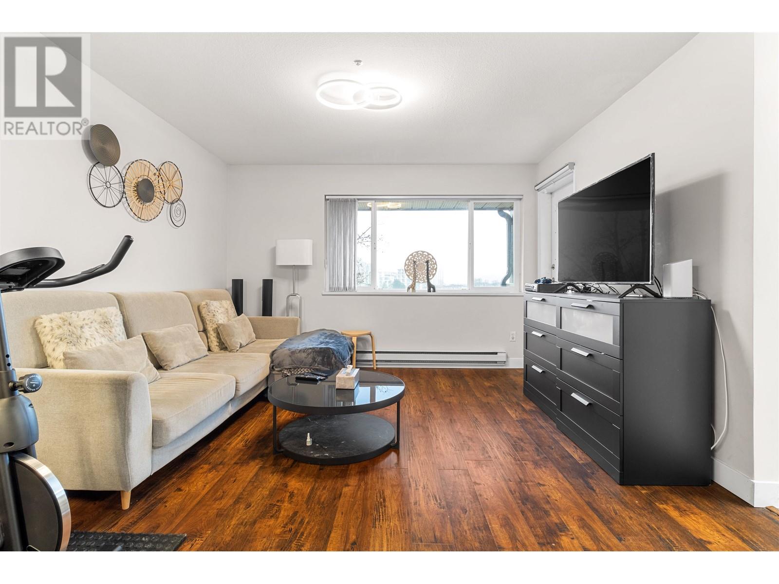 503 1310 Cariboo Street, New Westminster, British Columbia  V3M 1X2 - Photo 2 - R2977387