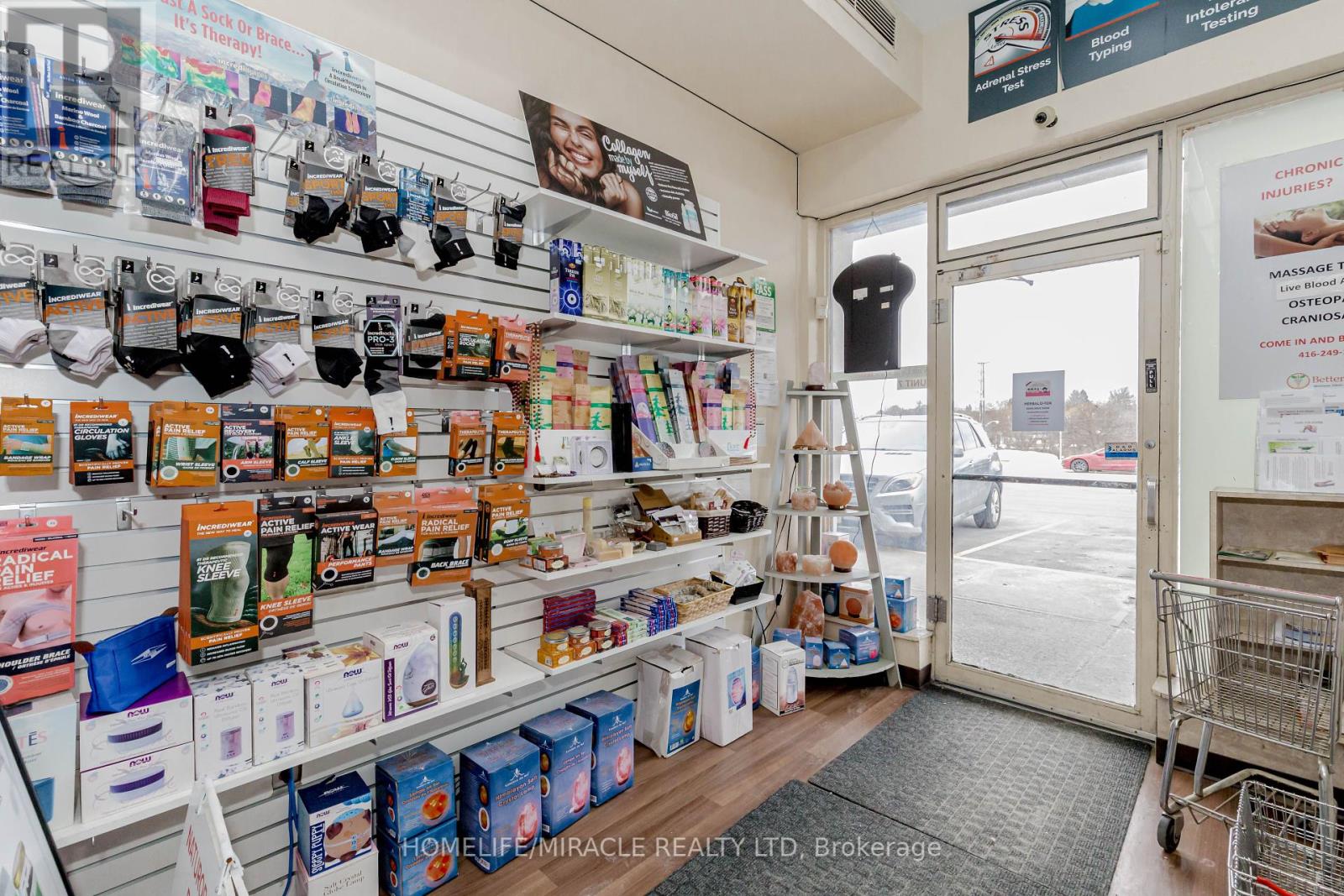 Property at 7 - 1500 ROYAL YORK ROAD image 3
