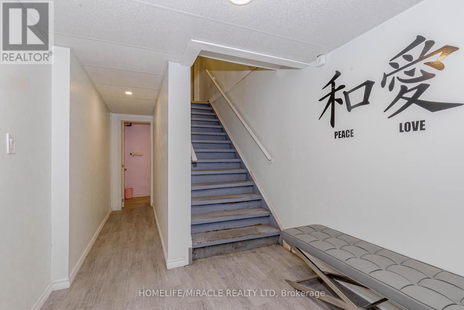 7 - 1500 Royal York Road, Toronto, Ontario  M9P 3B6 - Photo 36 - W12025743