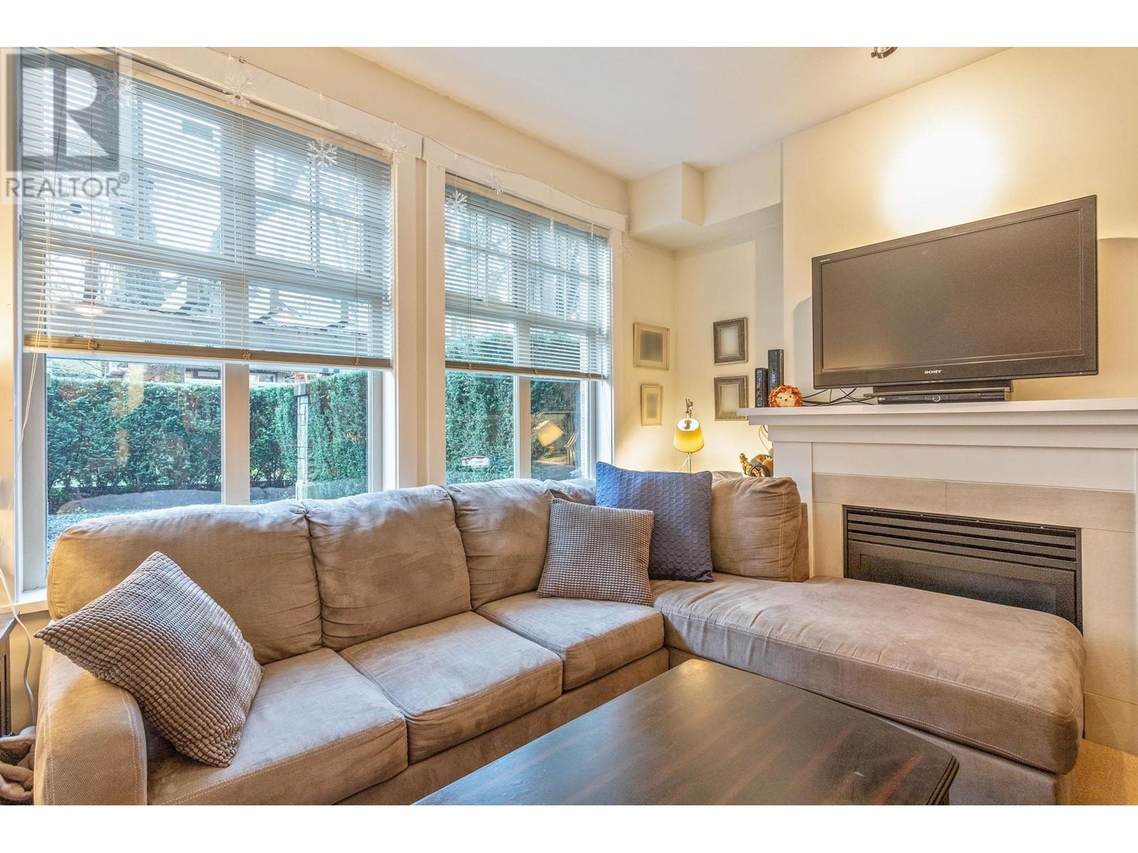 101 4883 Maclure Mews, Vancouver, British Columbia  V6J 5M8 - Photo 2 - R2976401