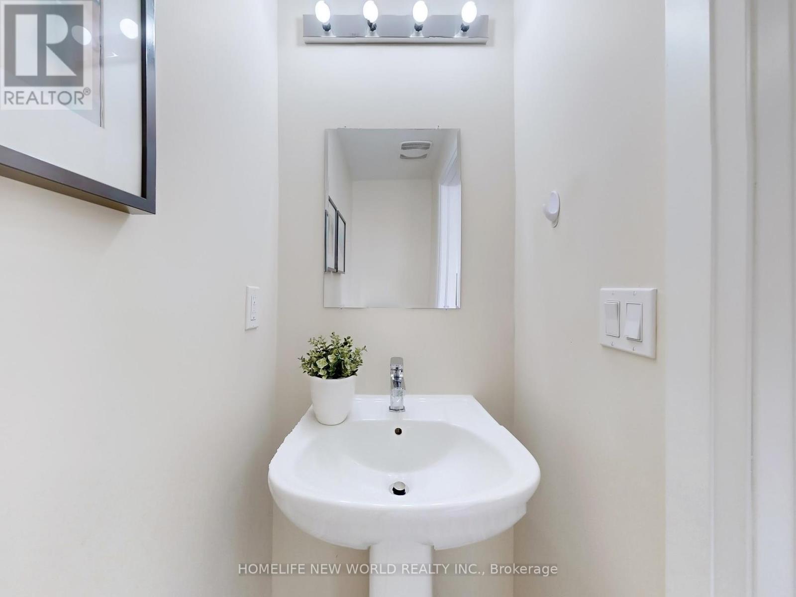 39 - 717 Lawrence Avenue W, Toronto, Ontario  M6A 0C6 - Photo 13 - W12026198