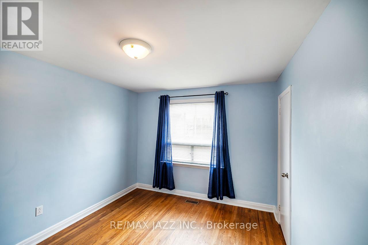 Property at 452 HARDEN STREET image 4