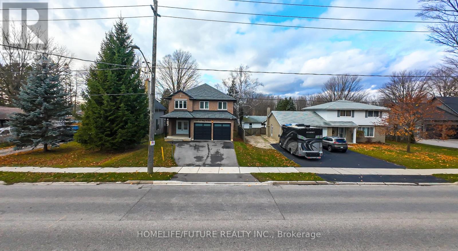 249.5 King Street, Ingersoll (Ingersoll - South), Ontario  N5C 1H4 - Photo 2 - X12026174