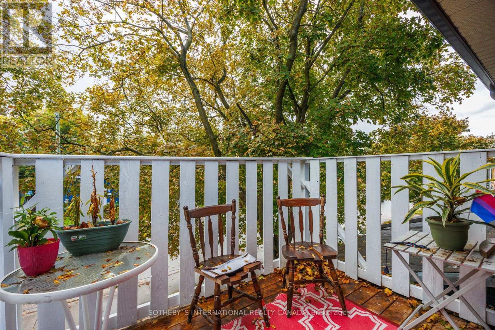 Property at 82 DURHAM STREET W image 2