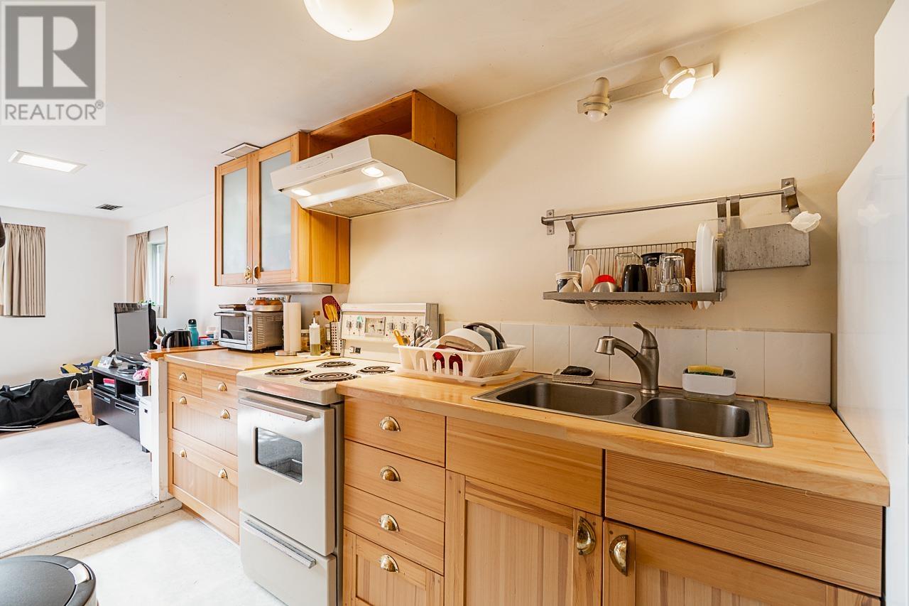 4463 W 14th Avenue, Vancouver, British Columbia  V6R 2Y2 - Photo 12 - R2977239