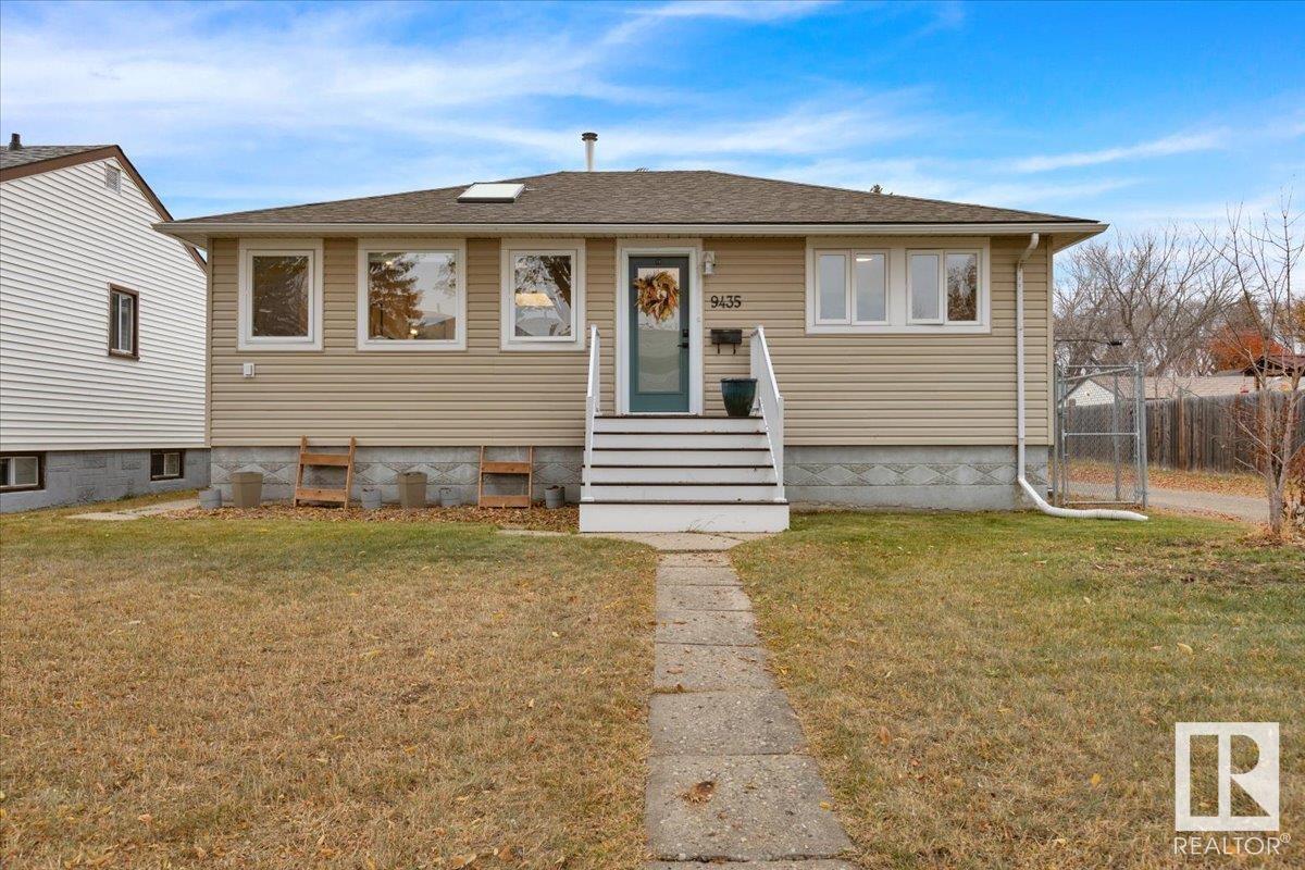 9435 65 Av Nw Nw, Edmonton, Alberta  T6E 0K1 - Photo 2 - E4426211