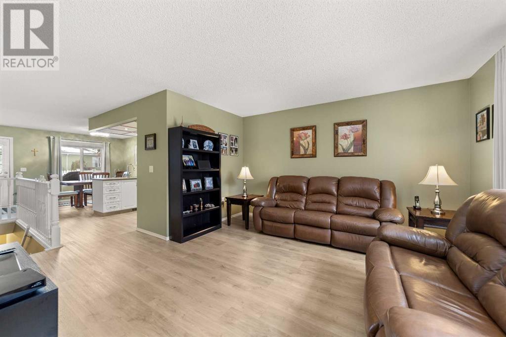 6 College Green Close, Didsbury, Alberta  T0M 0W0 - Photo 4 - A2201768