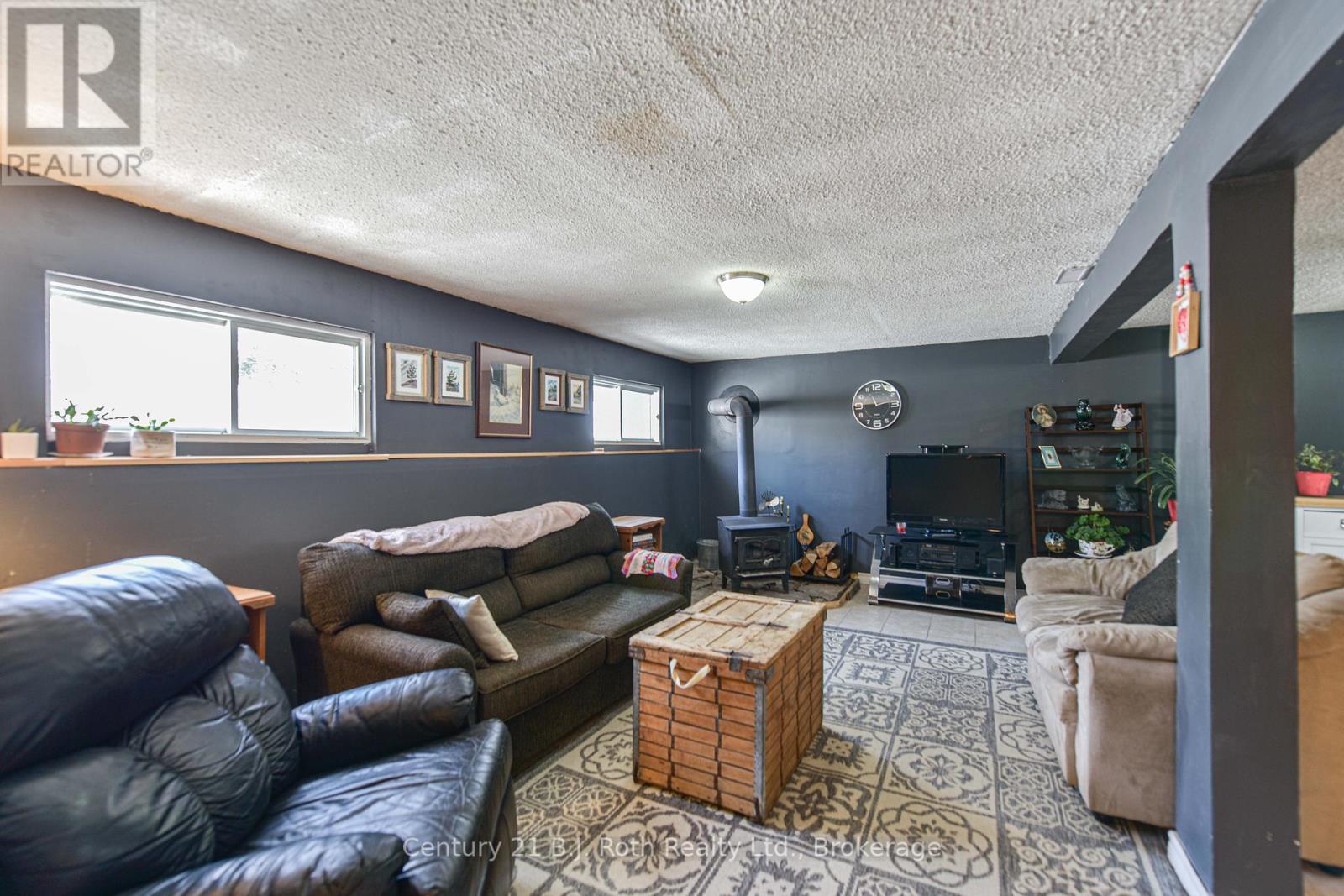 10 Conder Drive, Oro-Medonte, Ontario  L0K 1E0 - Photo 24 - S12026310