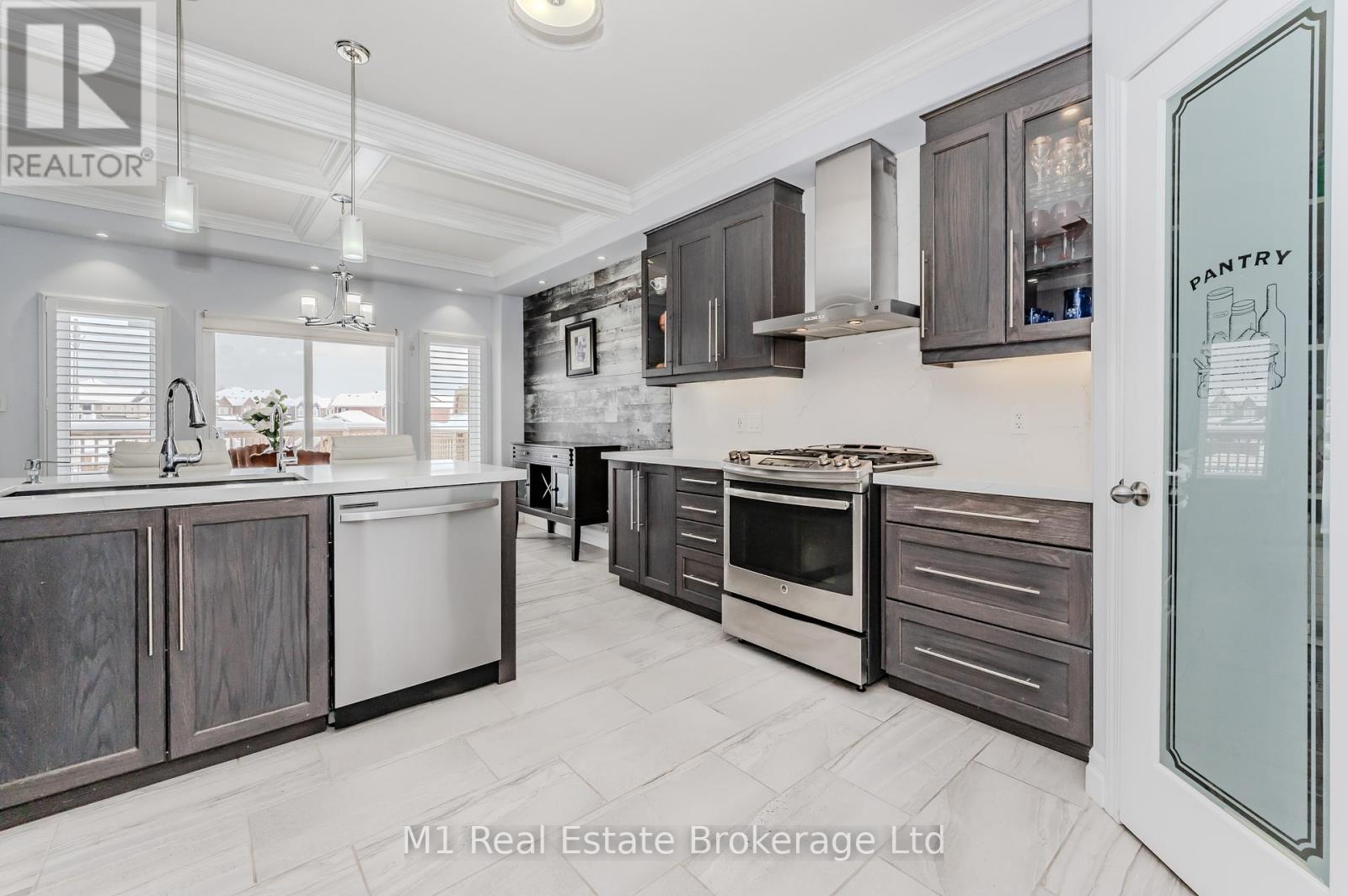 59 Netherwood Road, Kitchener, Ontario  N2P 0E4 - Photo 14 - X12026347