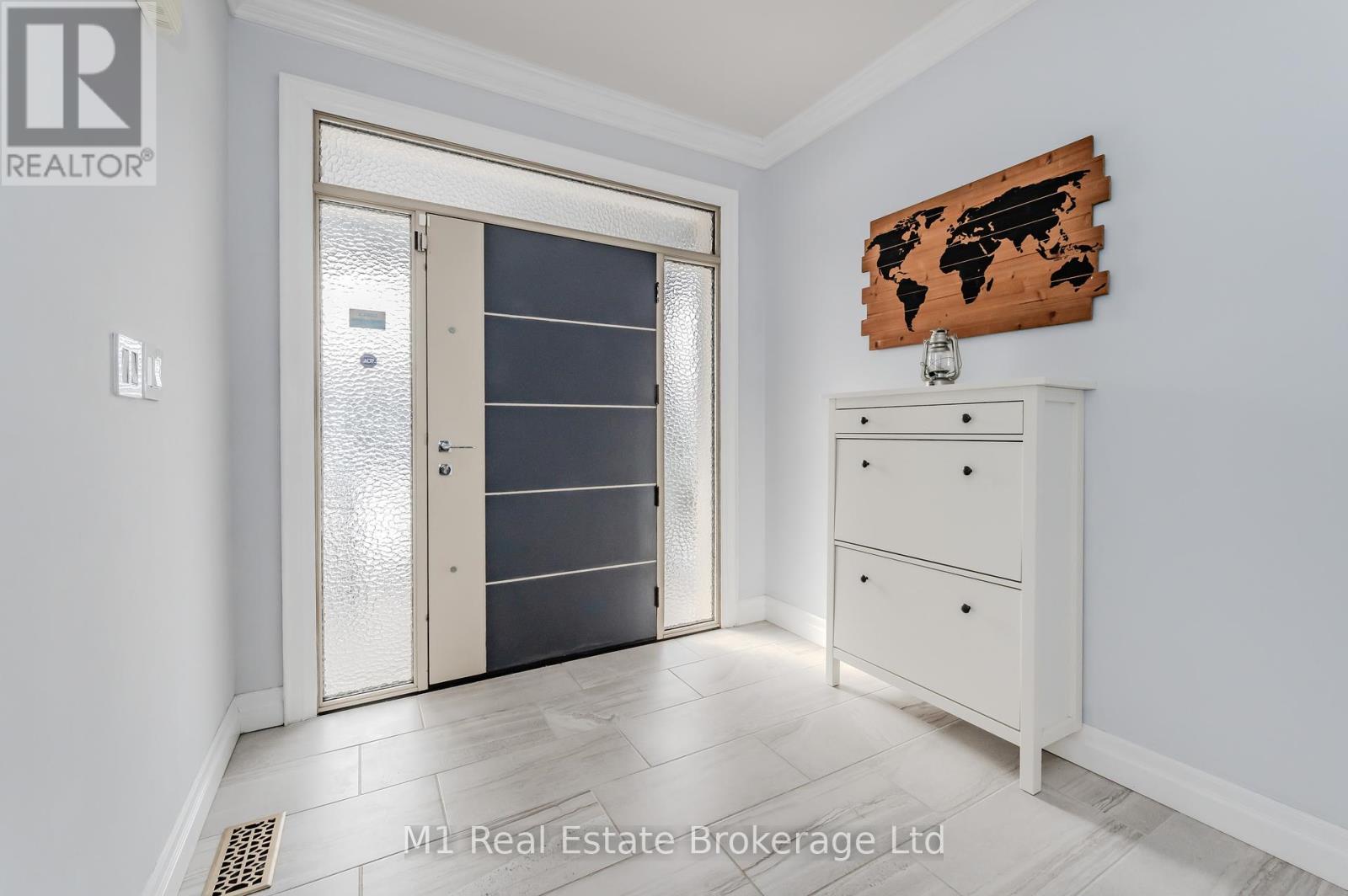 59 Netherwood Road, Kitchener, Ontario  N2P 0E4 - Photo 3 - X12026347