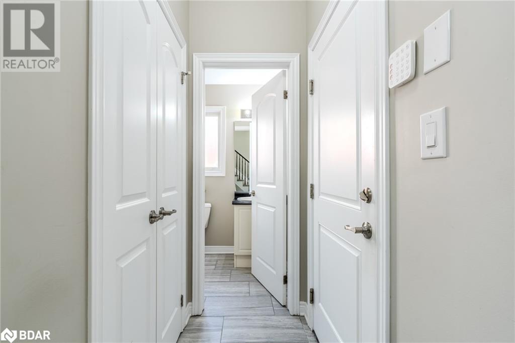 7787 Hanniwell Street, Niagara Falls, Ontario  L2G 0H5 - Photo 6 - 40707230