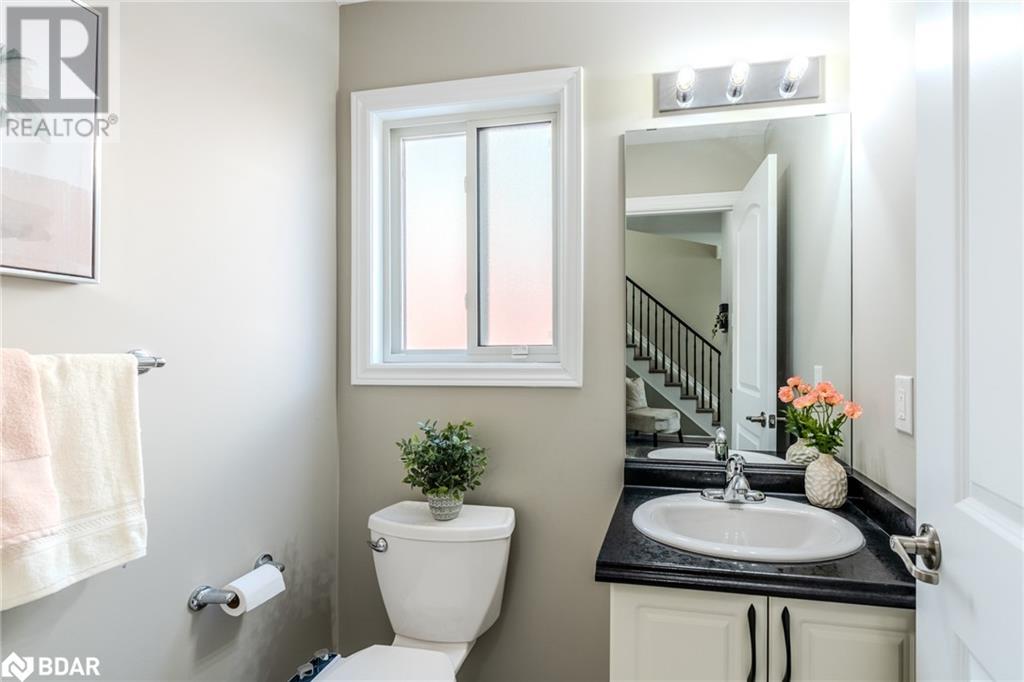 7787 Hanniwell Street, Niagara Falls, Ontario  L2G 0H5 - Photo 7 - 40707230