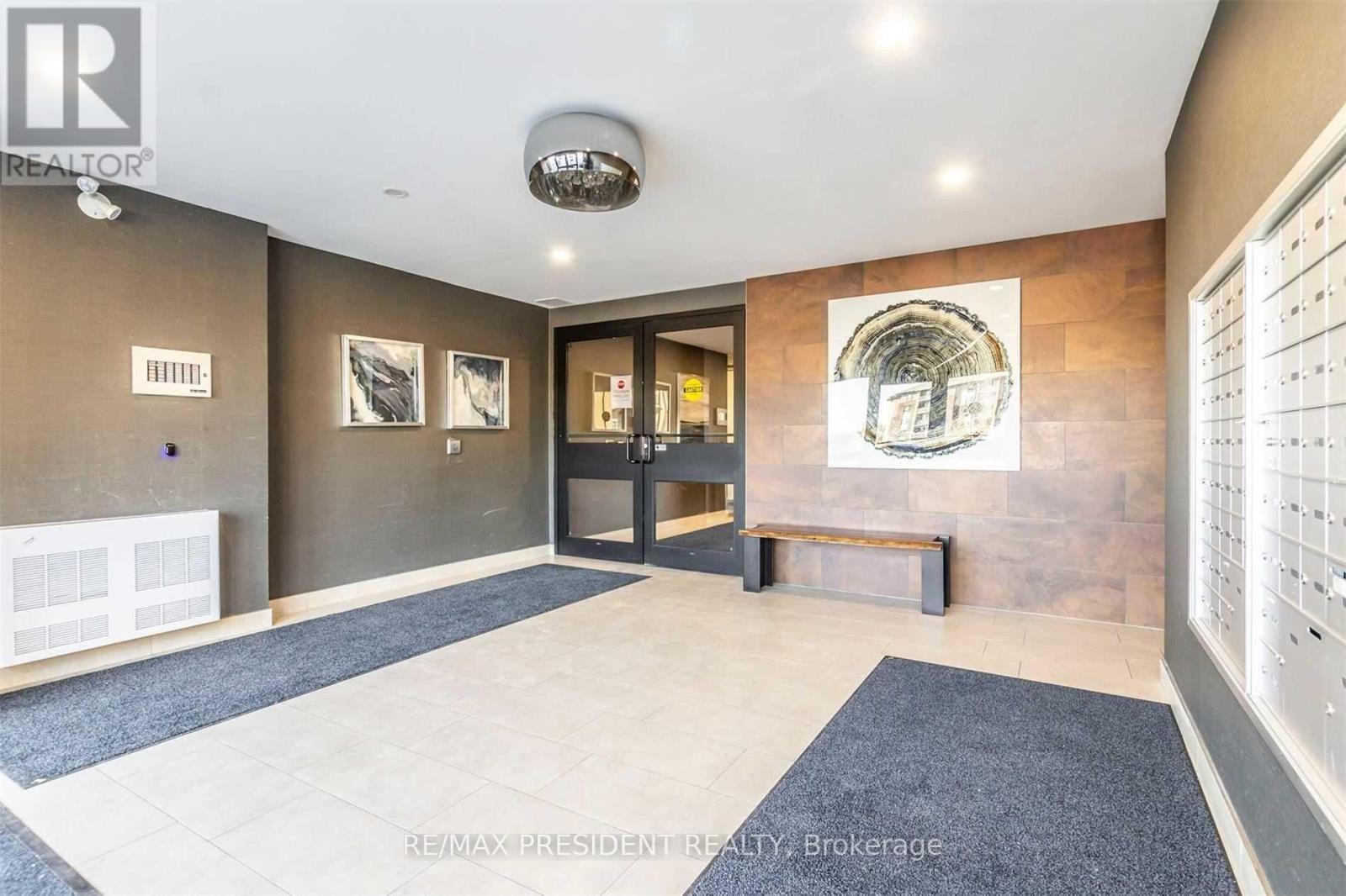Property at 303 - 25 KAY CRESCENT image 4