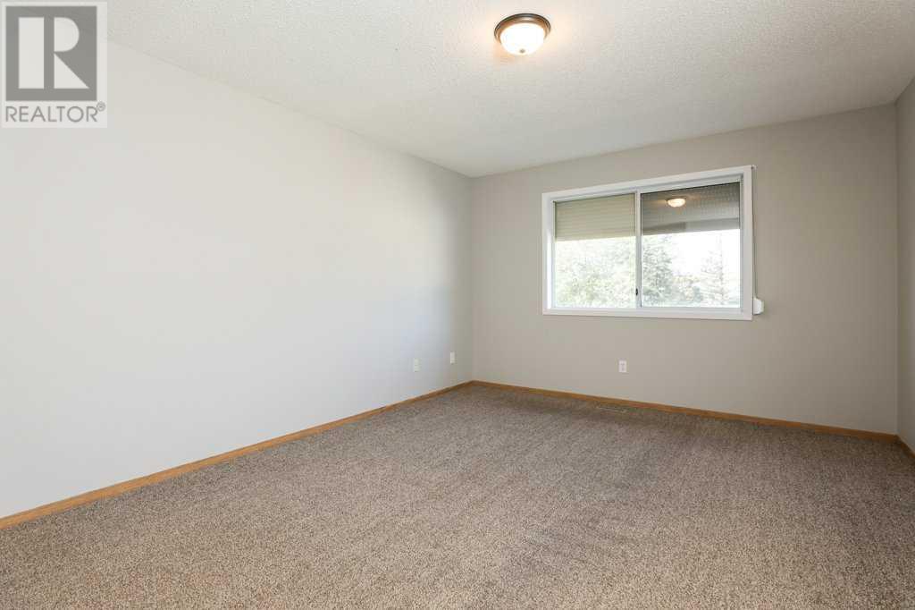 315 Heritage Crescent W, Lethbridge, Alberta  T1K 6V9 - Photo 14 - A2195179