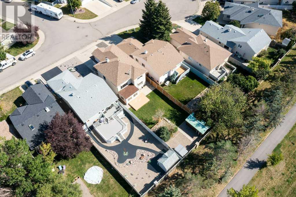 315 Heritage Crescent W, Lethbridge, Alberta  T1K 6V9 - Photo 35 - A2195179