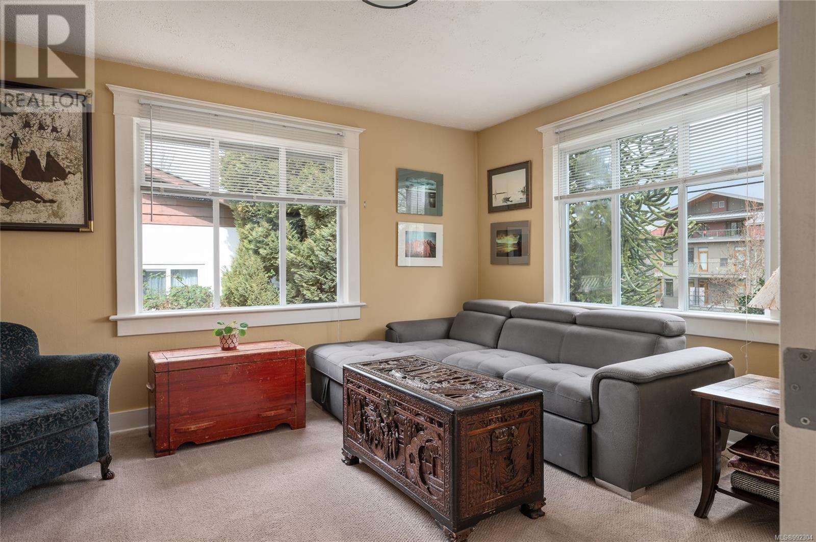 Property at 561 Stewart Ave image 3