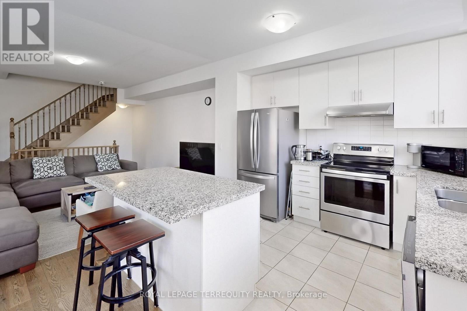 3031 Cascade Common, Oakville, Ontario  L6H 0R8 - Photo 10 - W12026295