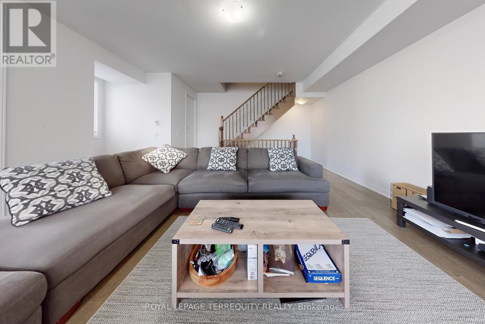 3031 Cascade Common, Oakville, Ontario  L6H 0R8 - Photo 7 - W12026295