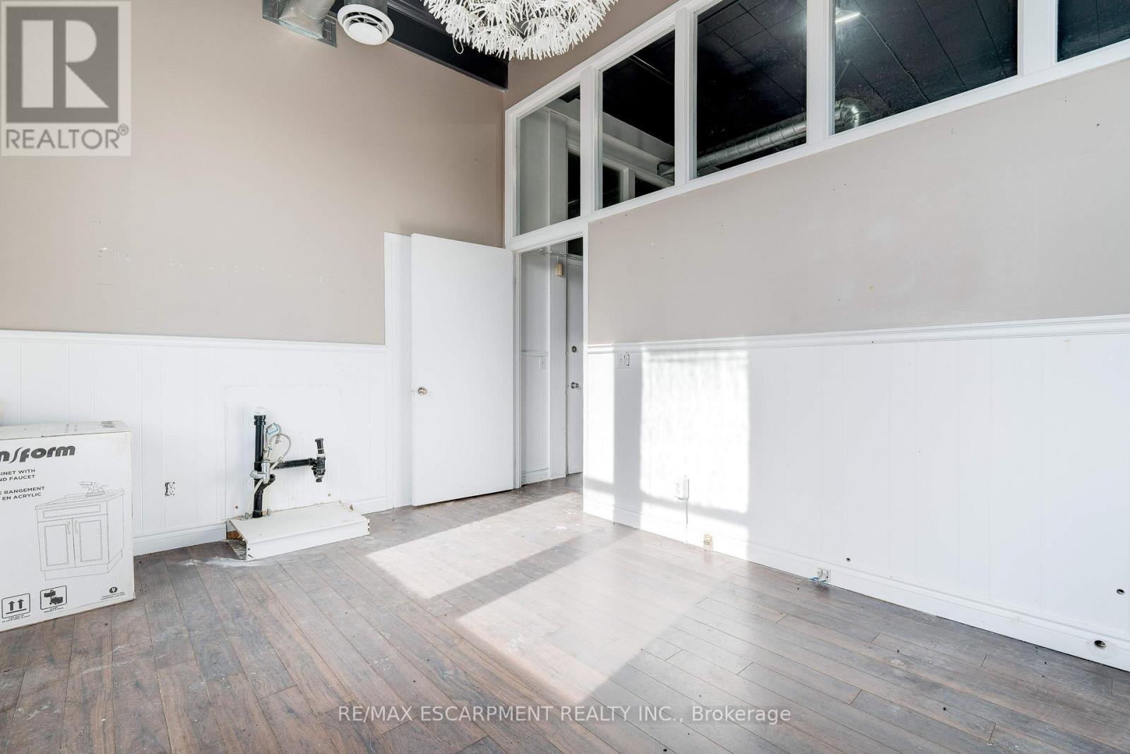 14b - 111 Sherwood Drive, Brantford, Ontario  N3T 6J9 - Photo 6 - X12026266