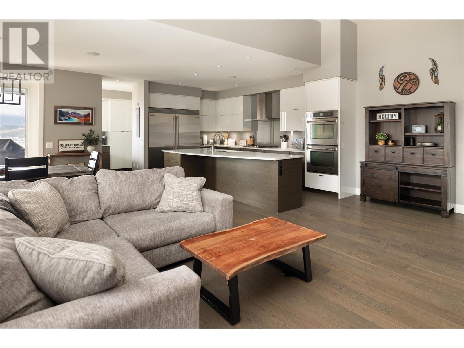 Property at 1154 Stockley Street image 4