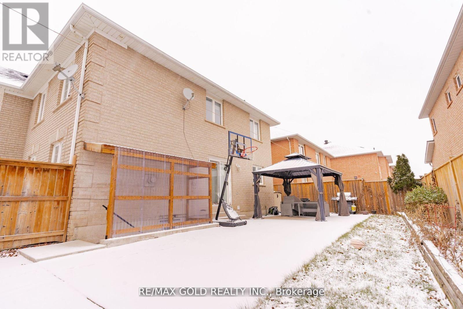 41 Kalahari Road, Brampton, Ontario  L6R 2R1 - Photo 40 - W12025367