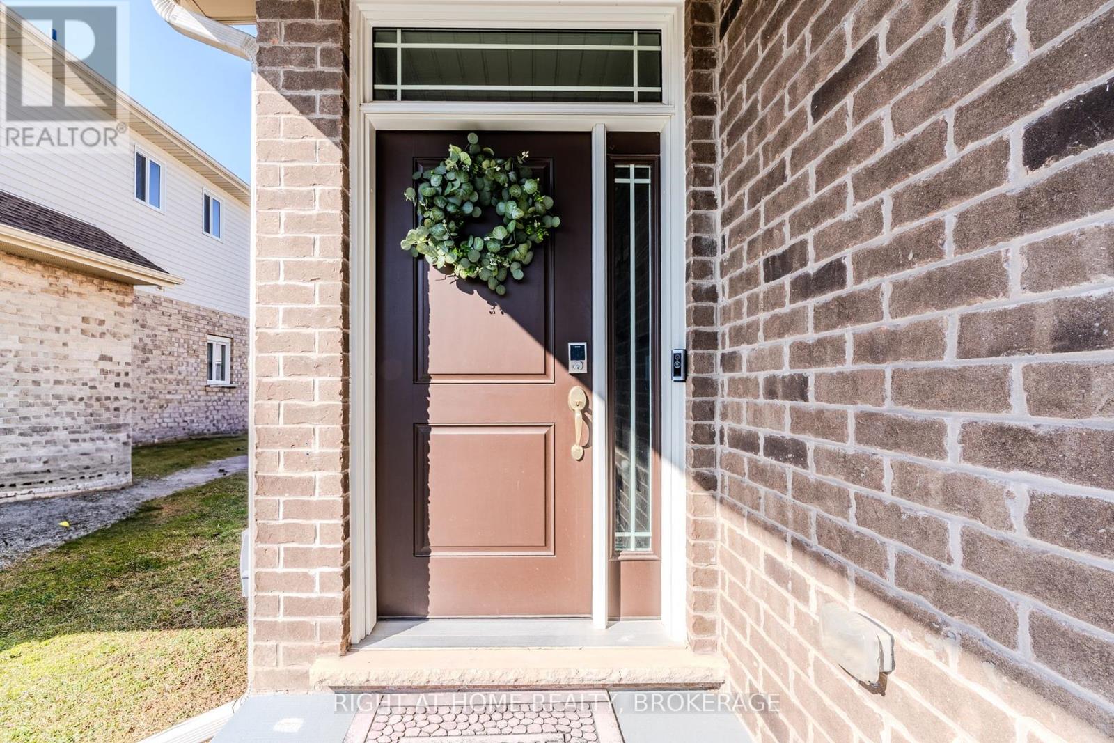 Property at 7787 HANNIWELL STREET image 2