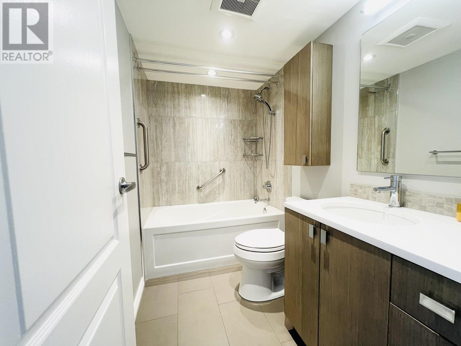 302 1508 Mariner Walk, Vancouver, British Columbia  V6J 4X9 - Photo 18 - R2975423