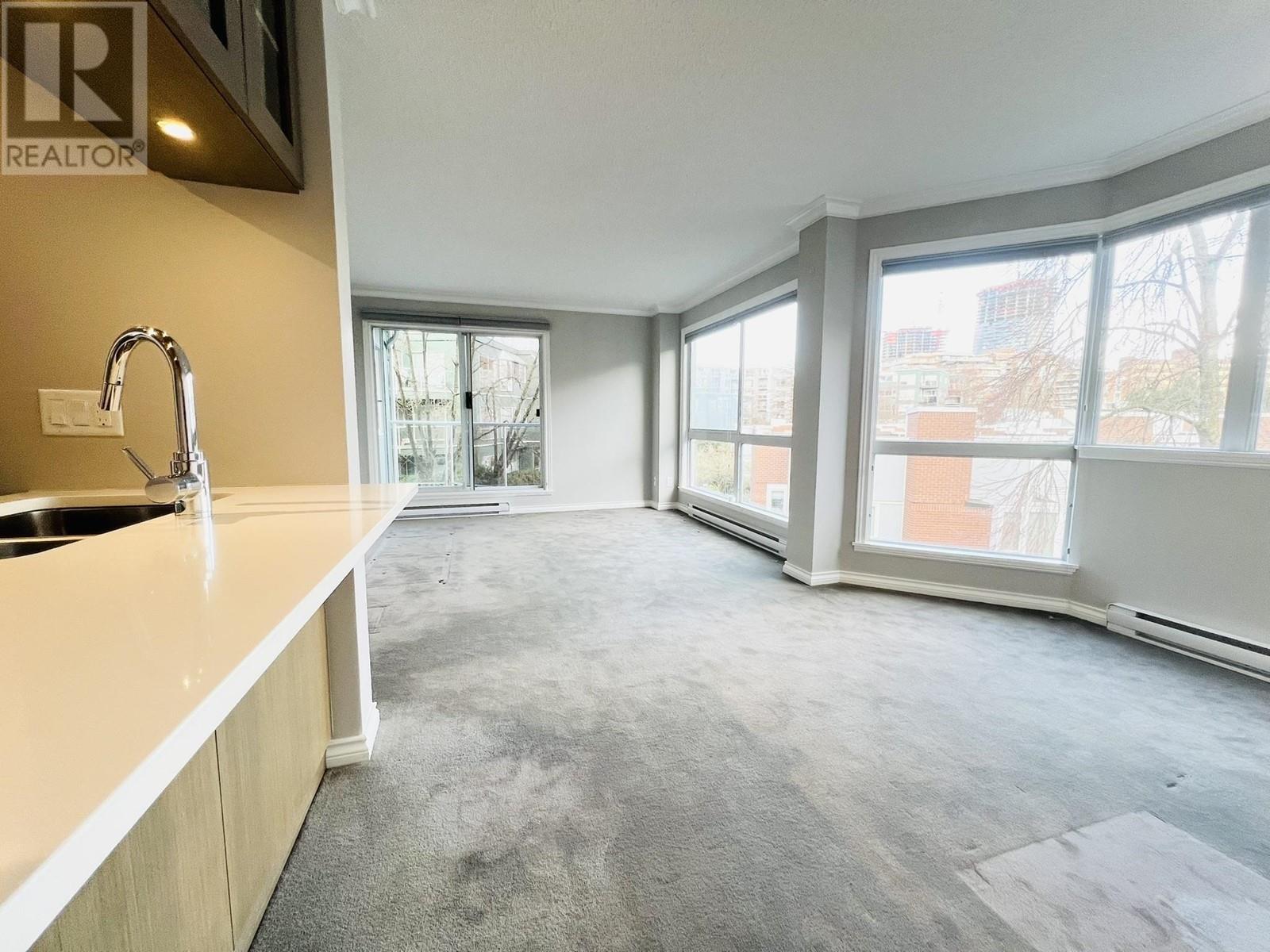 Property at 302 1508 MARINER WALK image 5