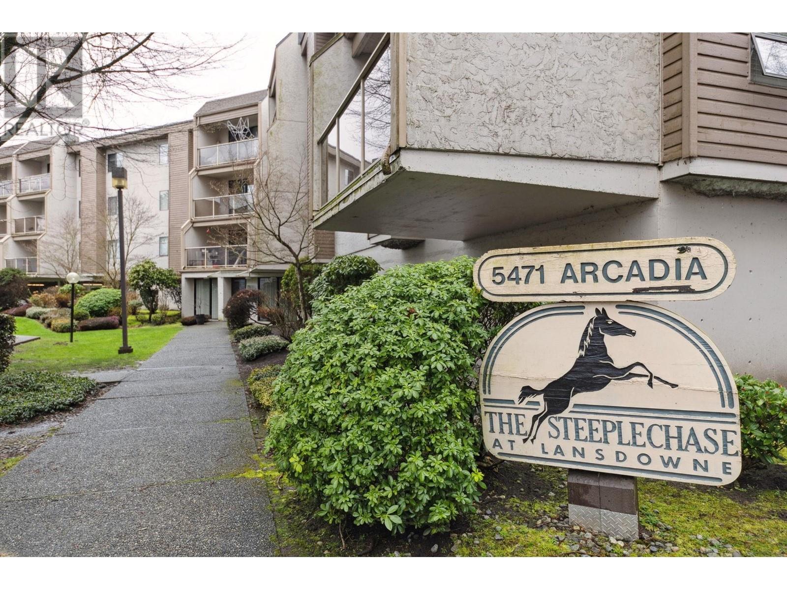 Property at 113 5471 ARCADIA ROAD image 1