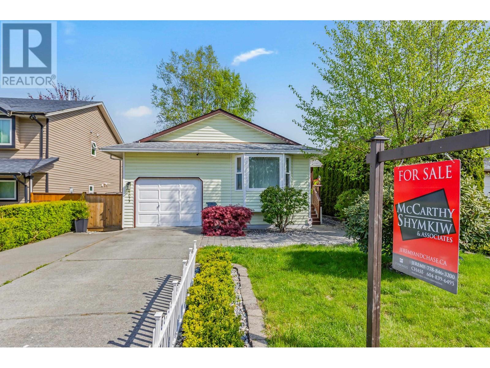 19073 117a Avenue, Pitt Meadows, British Columbia  V3Y 1Y5 - Photo 1 - R2979068