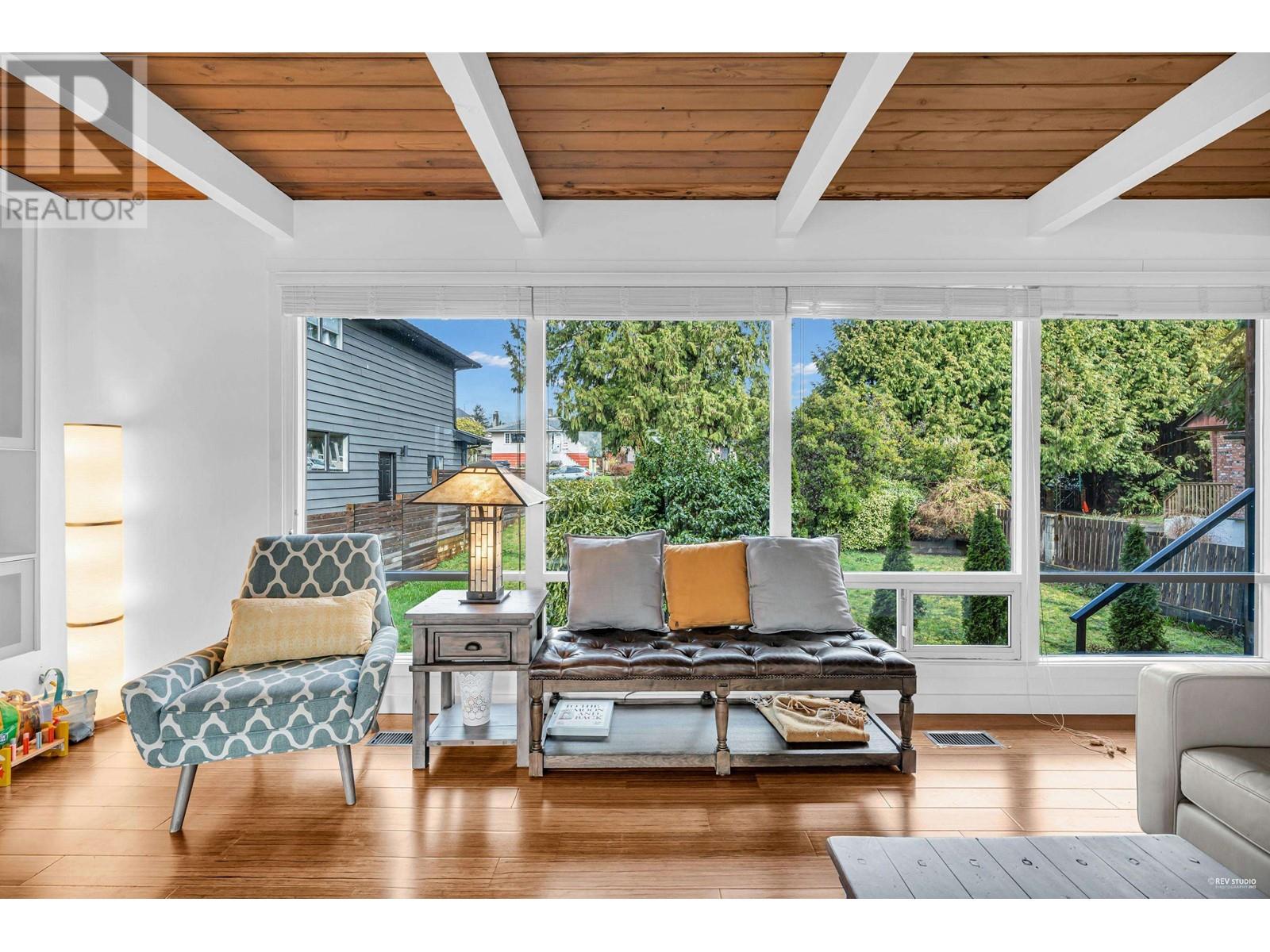 Property at 857 E 12TH STREET image 3