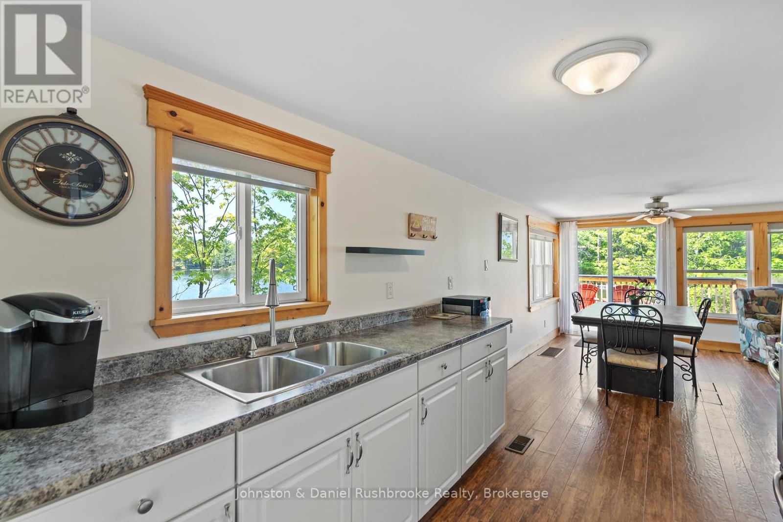 1190 South Morrison Lake Road, Gravenhurst, Ontario  P0E 1G0 - Photo 14 - X12026390