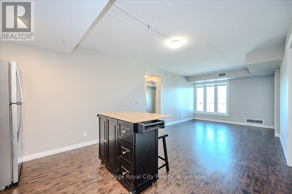 105 - 108 Summit Ridge Drive, Guelph, Ontario  N1E 0P8 - Photo 16 - X12026402