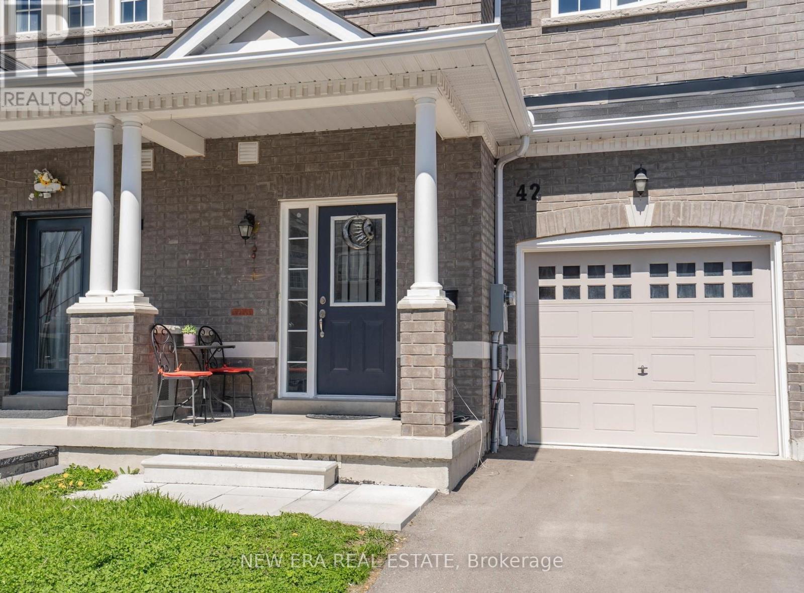 Property at 42 JEVONS DRIVE image 2