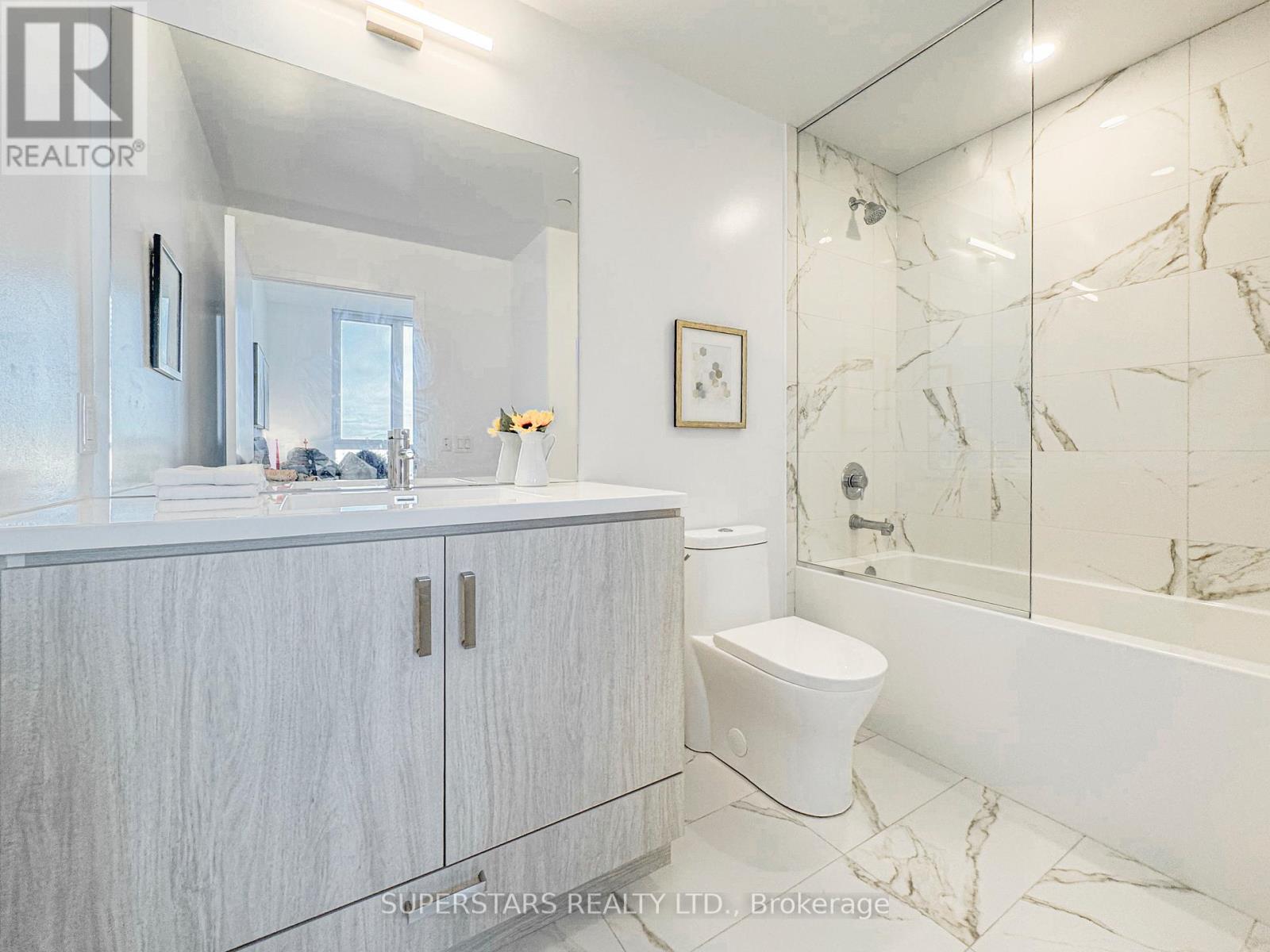 519 - 10 Honeycrisp Crescent, Vaughan, Ontario  L4K 0M7 - Photo 17 - N12026393