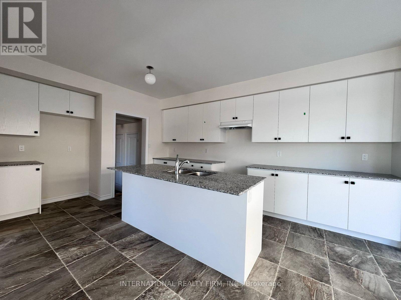 8 Zaba Road, Barrie, Ontario  L9J 0L9 - Photo 11 - S12026383