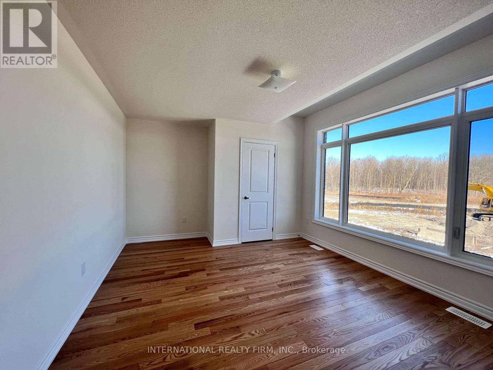 8 Zaba Road, Barrie, Ontario  L9J 0L9 - Photo 19 - S12026383