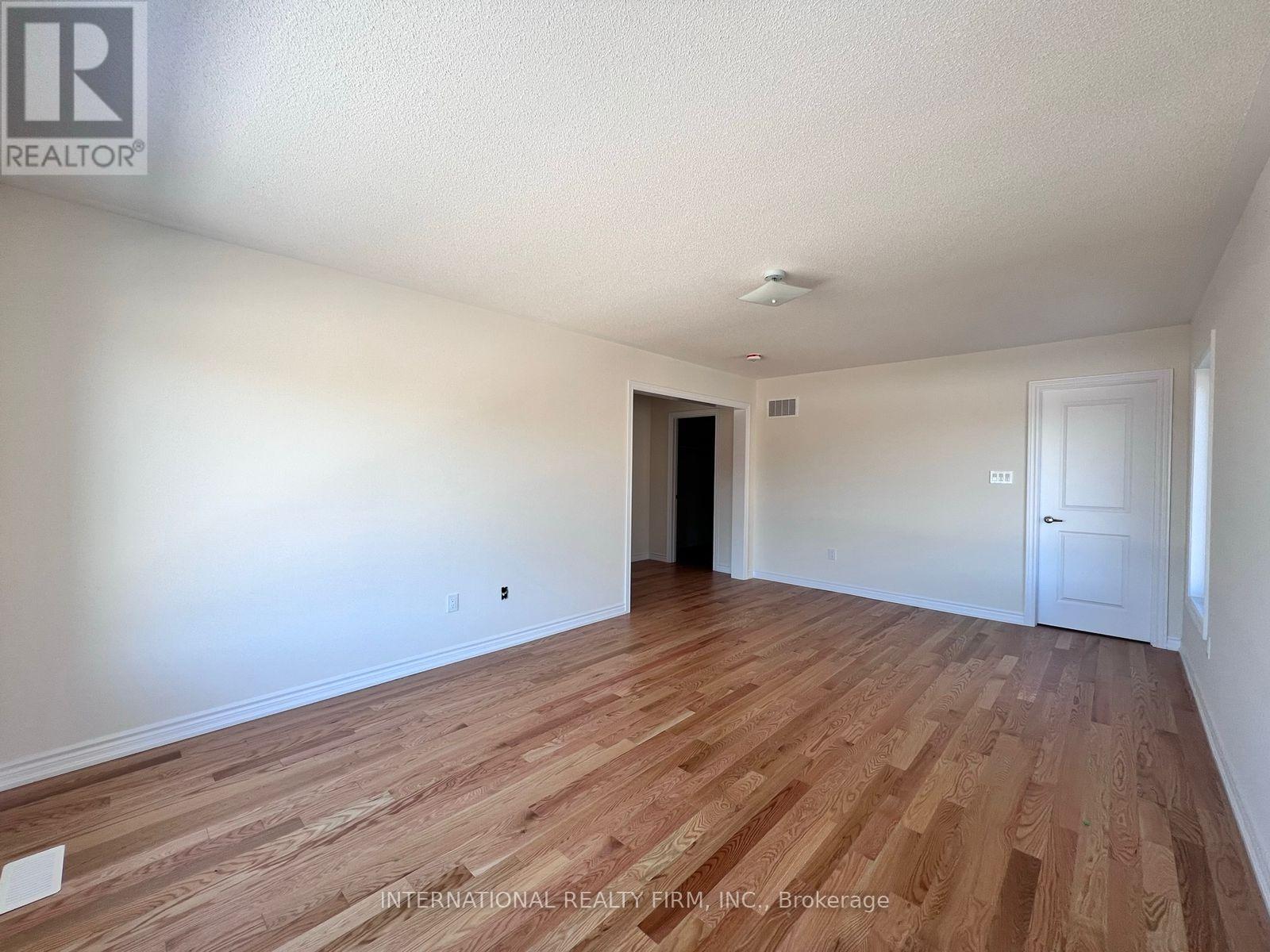 8 Zaba Road, Barrie, Ontario  L9J 0L9 - Photo 20 - S12026383