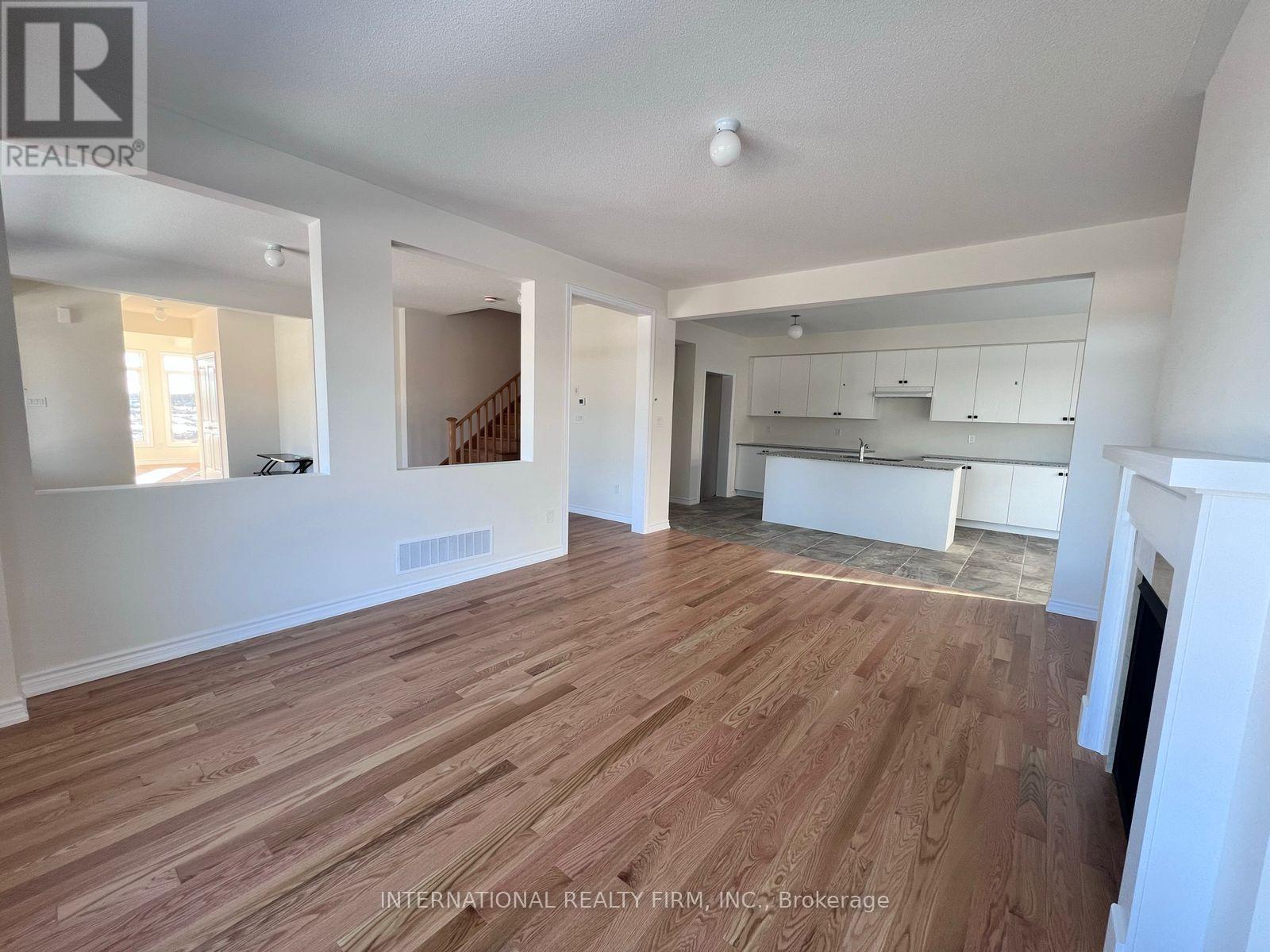 8 Zaba Road, Barrie, Ontario  L9J 0L9 - Photo 6 - S12026383