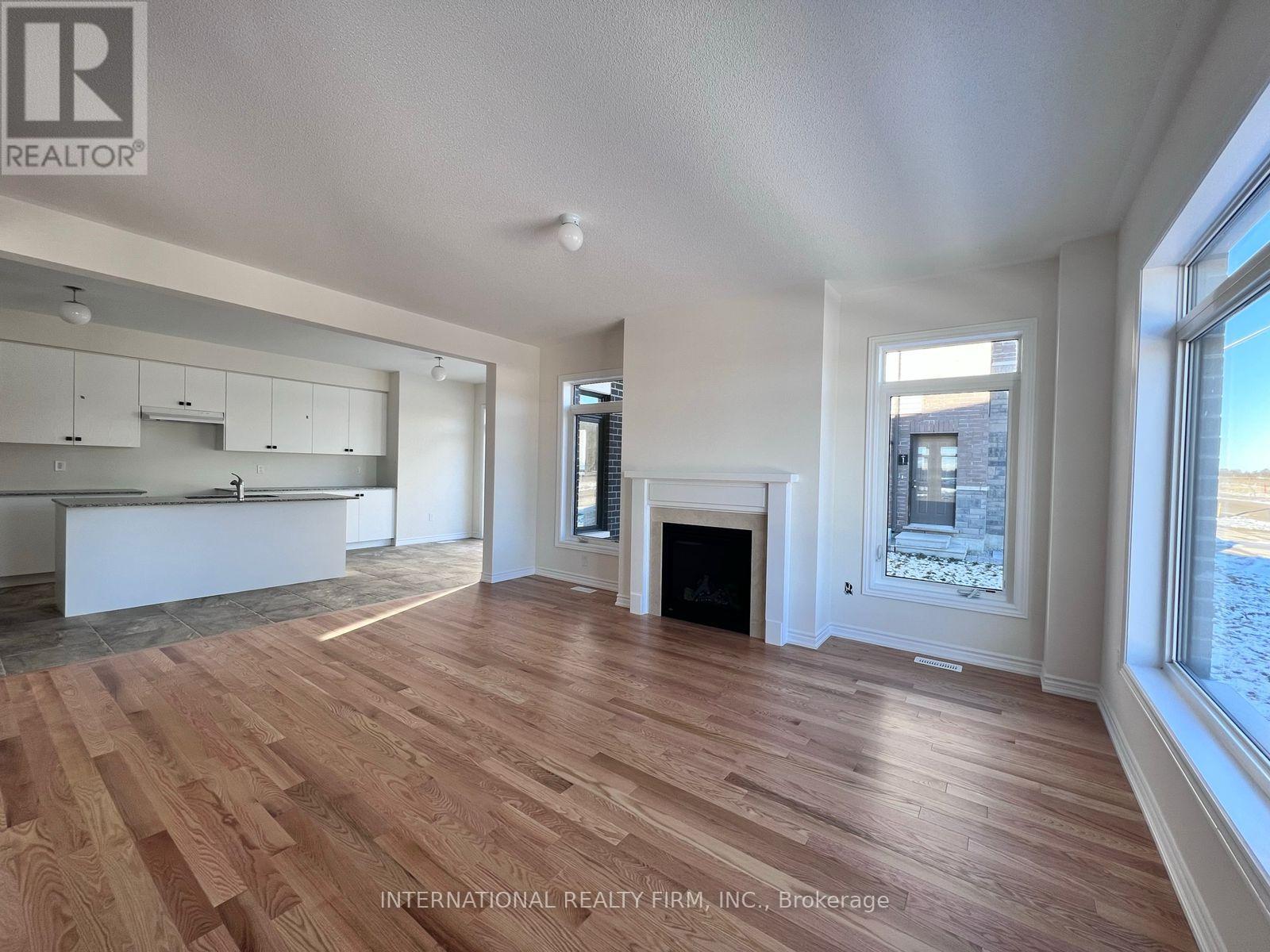 8 Zaba Road, Barrie, Ontario  L9J 0L9 - Photo 7 - S12026383