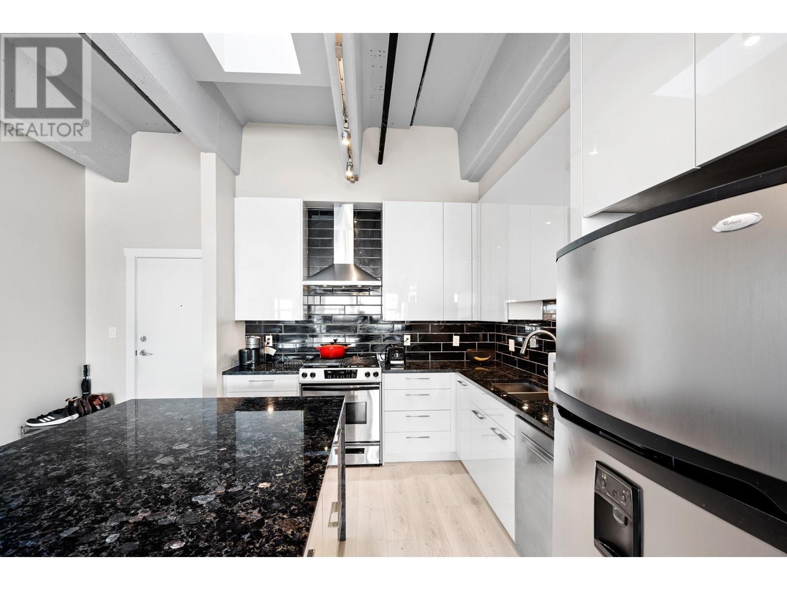 622 615 Belmont Street, New Westminster, British Columbia  V3M 6A1 - Photo 12 - R2978408
