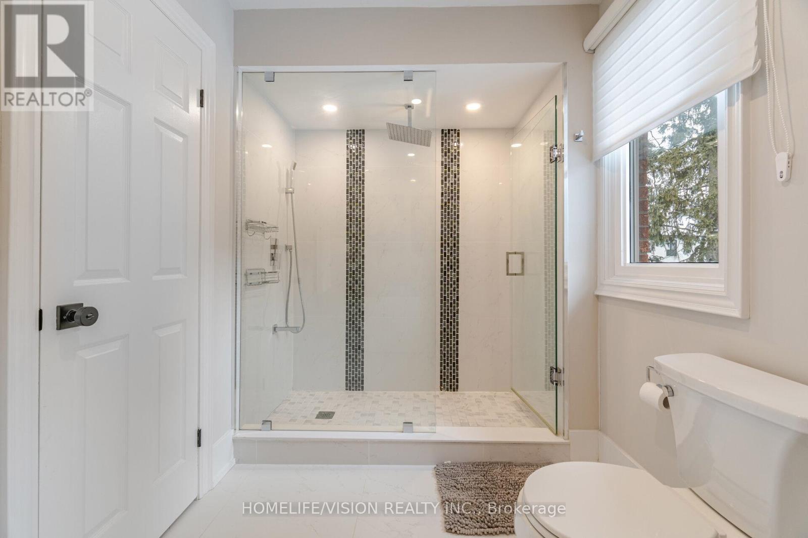 1298 Bunsden Avenue, Mississauga, Ontario  L5H 3T9 - Photo 23 - W12026398