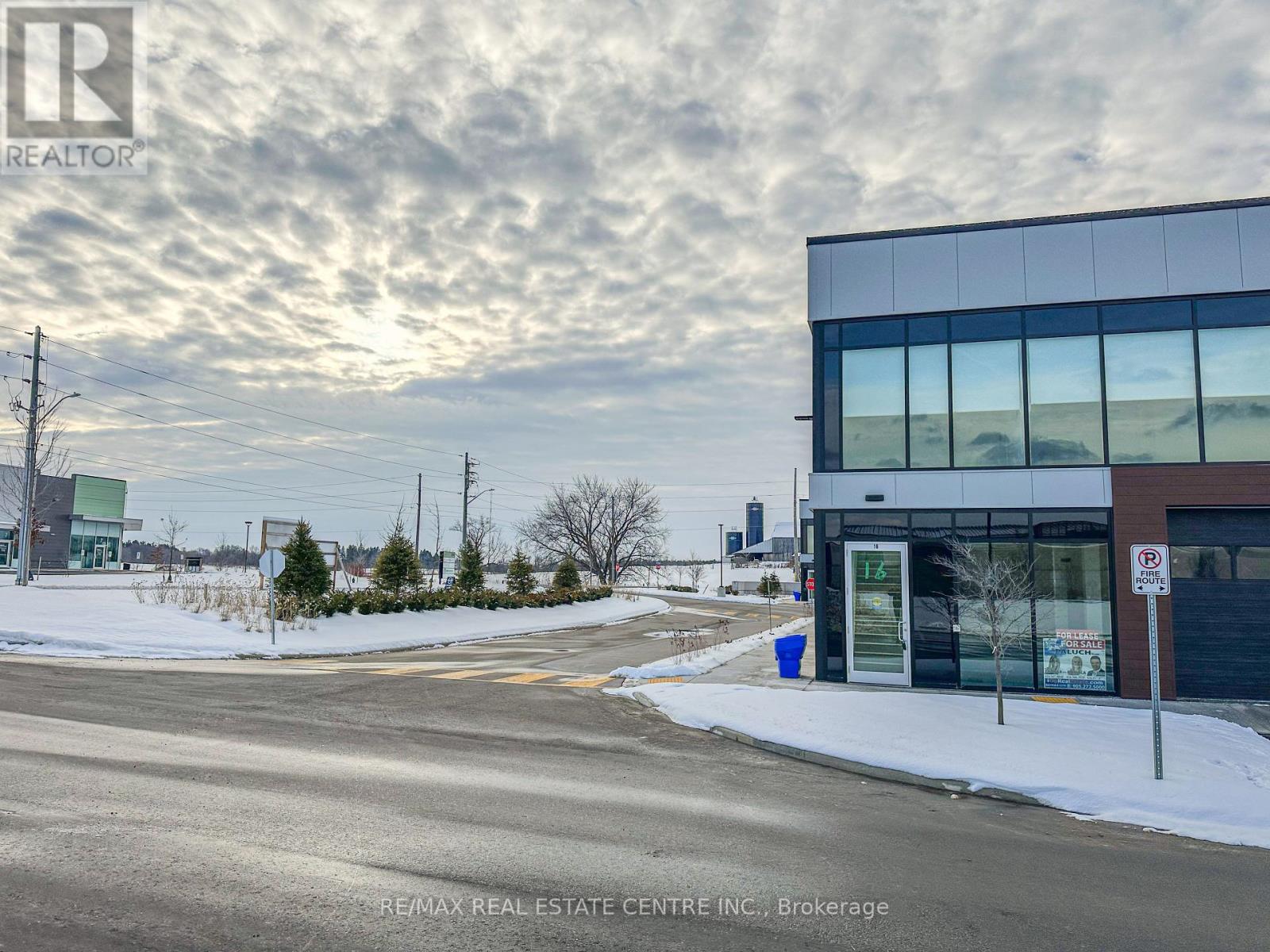 17 - 587 Hanlon Creek Boulevard, Guelph, Ontario  N1C 0A1 - Photo 3 - X12026434