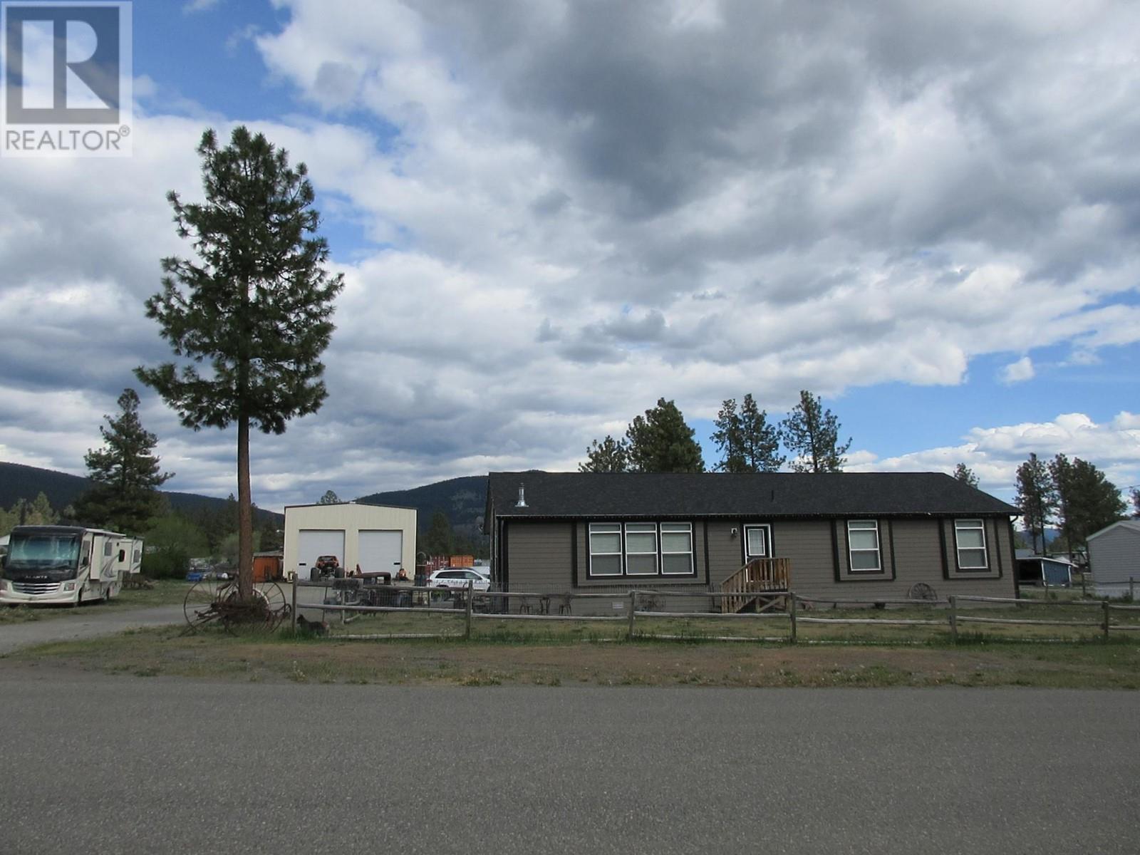 2544 Corkle Street, Merritt, British Columbia
