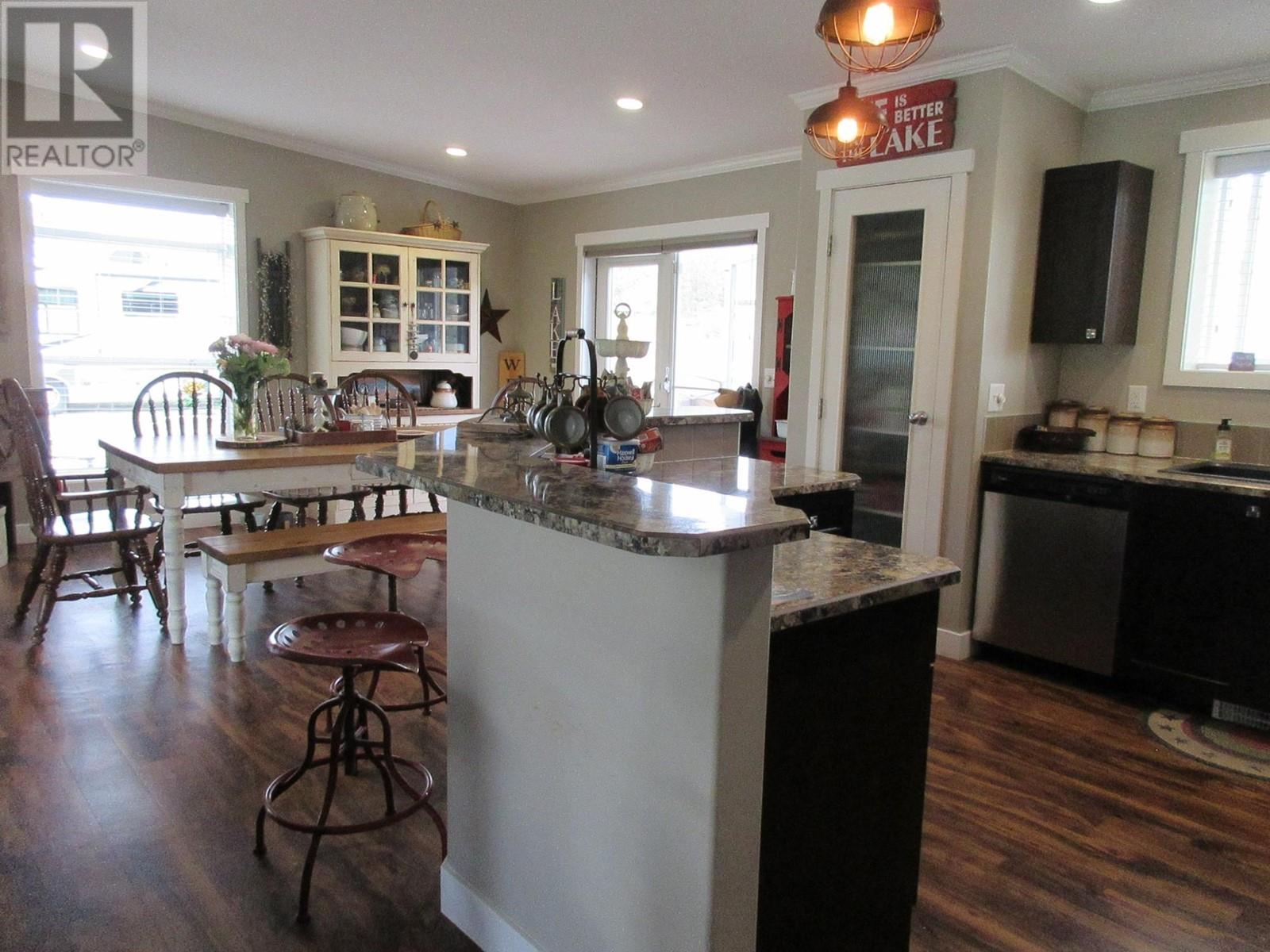2544 Corkle Street, Merritt, British Columbia  V0K 1Y0 - Photo 2 - 10339560
