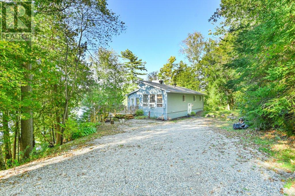 1018c Leisure Lane, Frontenac, Ontario  K0H 1K0 - Photo 2 - X12026457