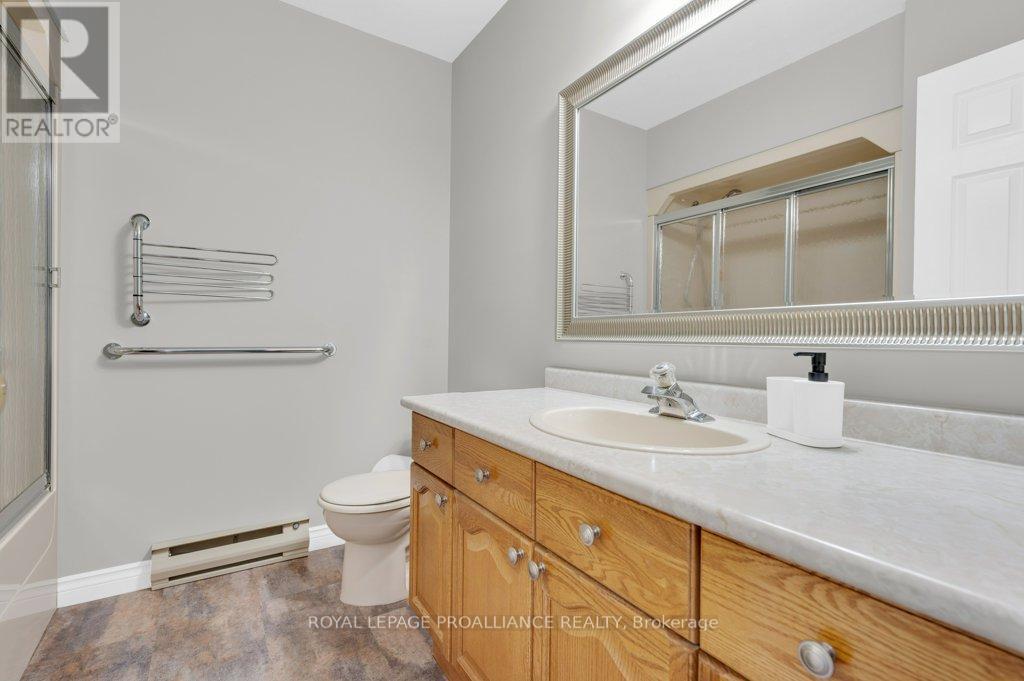 1018c Leisure Lane, Frontenac, Ontario  K0H 1K0 - Photo 24 - X12026457